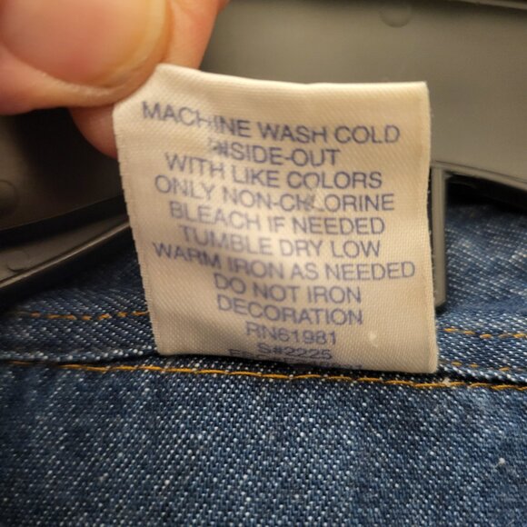 Women's 2X Plus Cotton Chambray Button Down Blouse Shacket Floral Embroidery Art - Picture 5 of 9